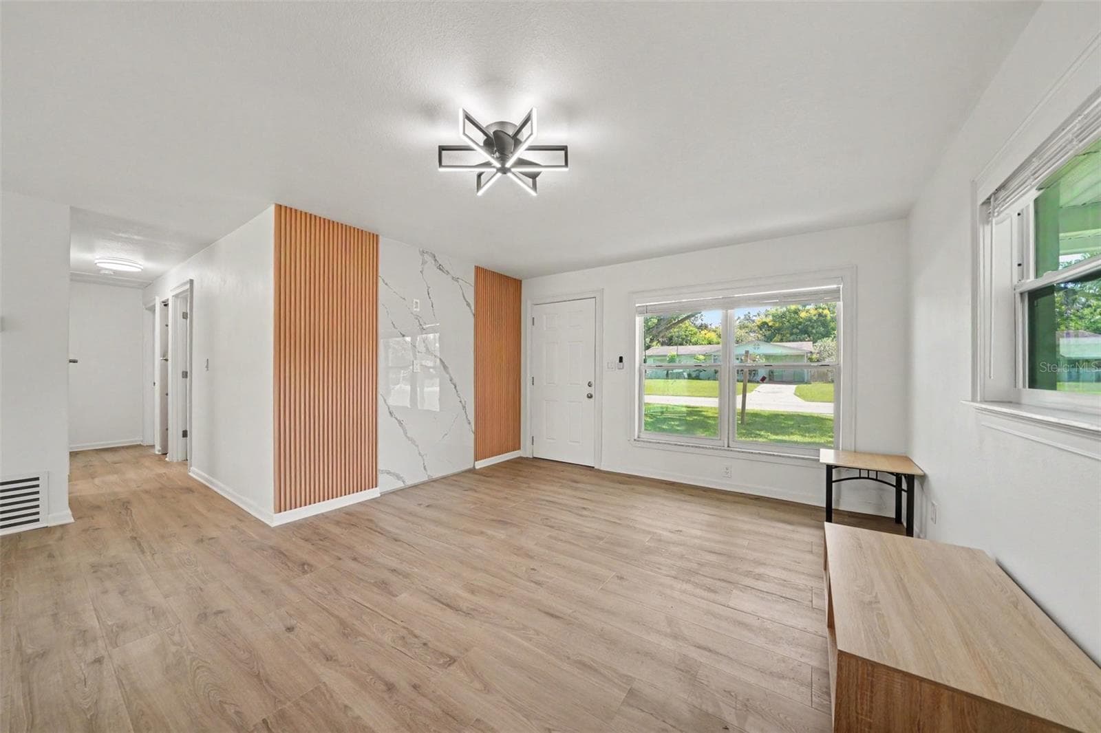 Single Family Residence at 506 CAMBRIDGE CIR, SOUTH DAYTONA, photo 6 of 23