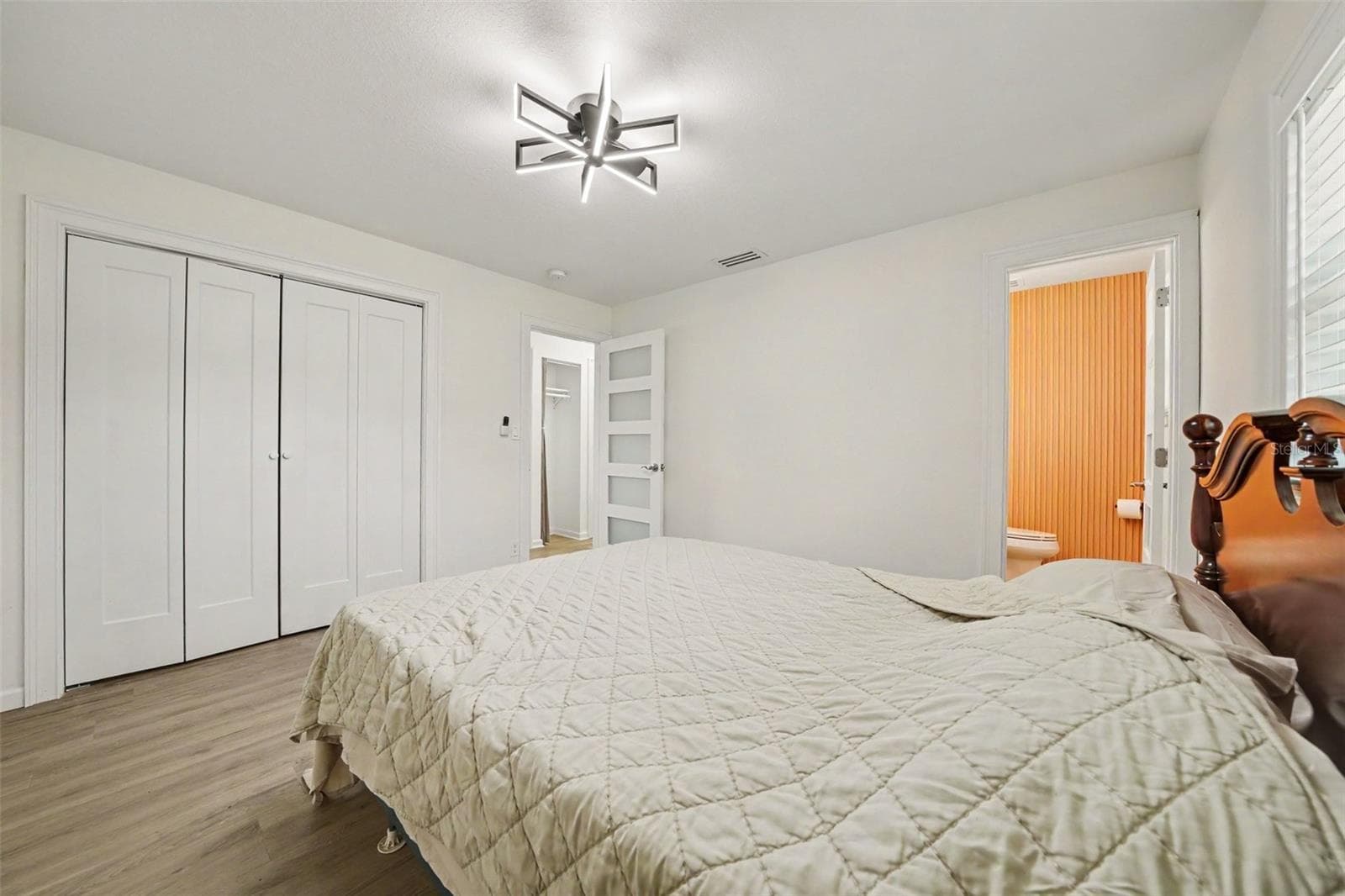 Primary bedroom - 506 CAMBRIDGE CIR, SOUTH DAYTONA