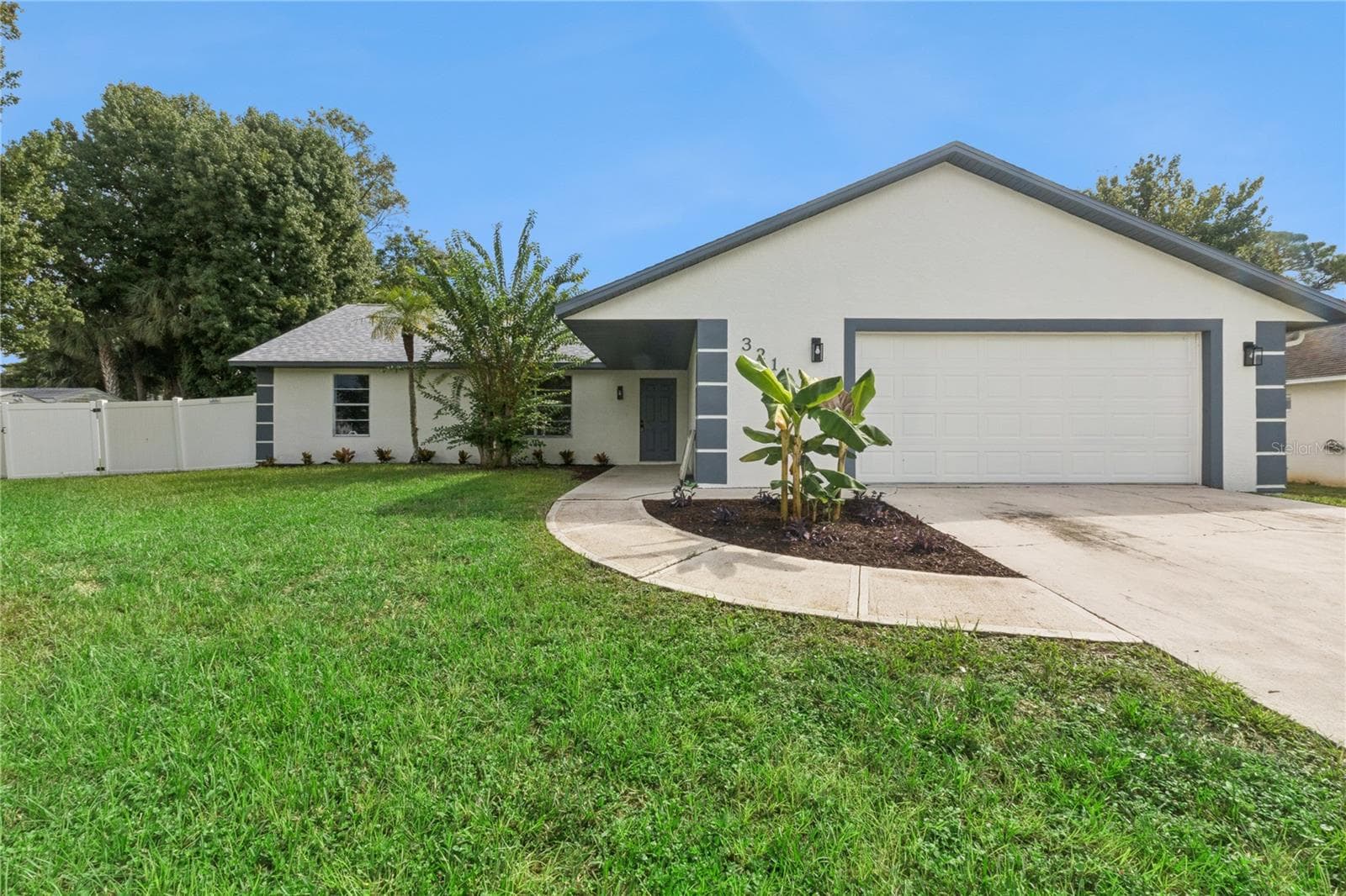 3211 TRAVELERS PALM DR