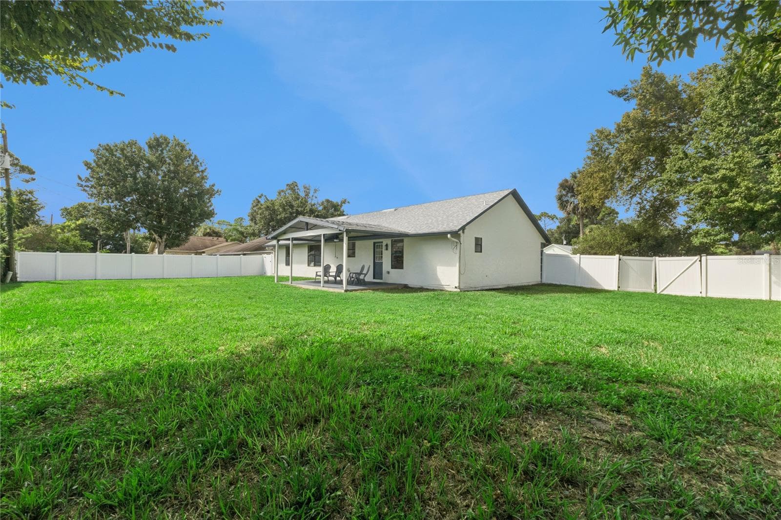 Back Yard - 3211 TRAVELERS PALM DR, EDGEWATER