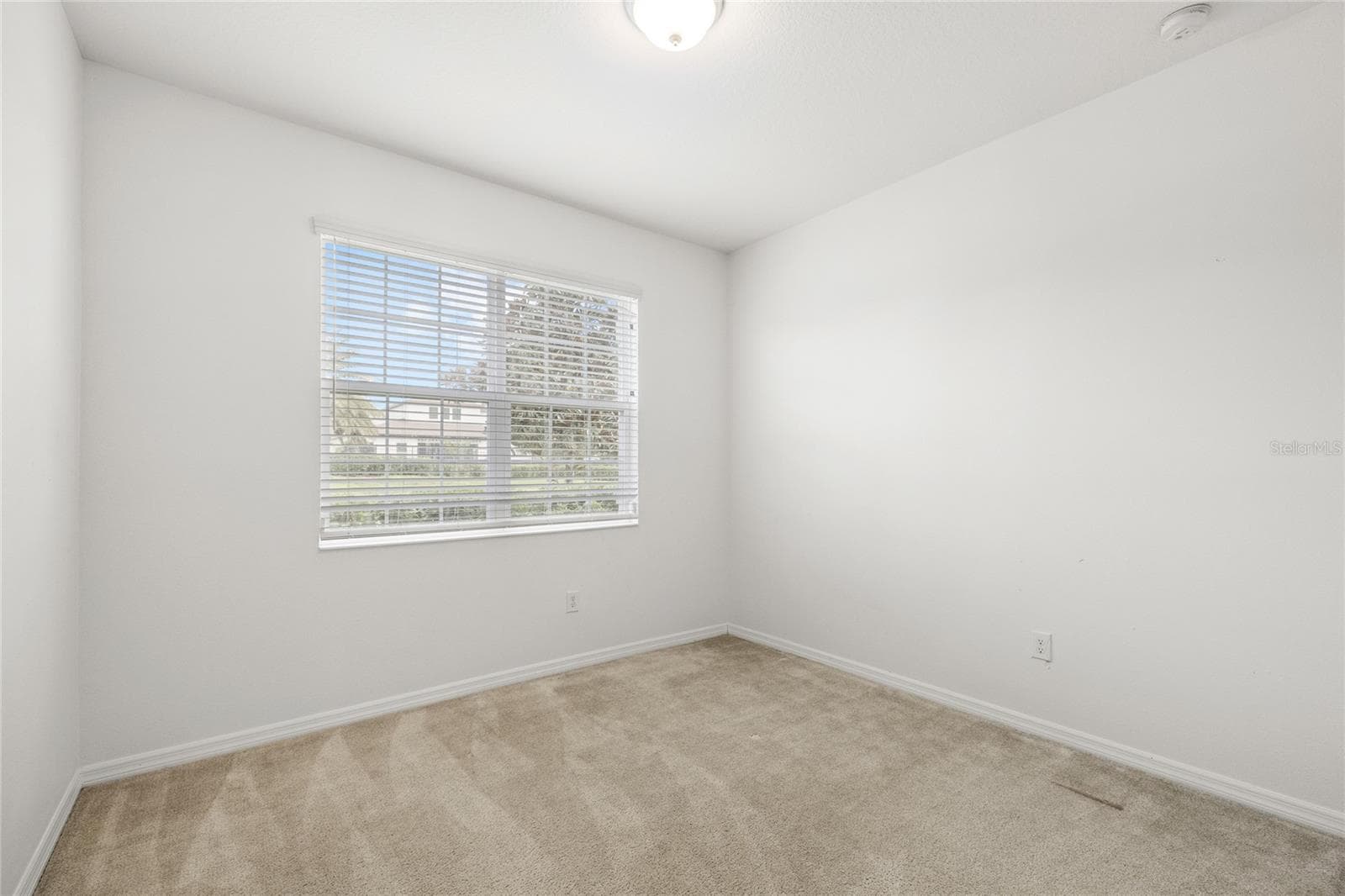 Single Family Residence at 16668 SANCTUARY DR, WINTER GARDEN, photo 19 of 37