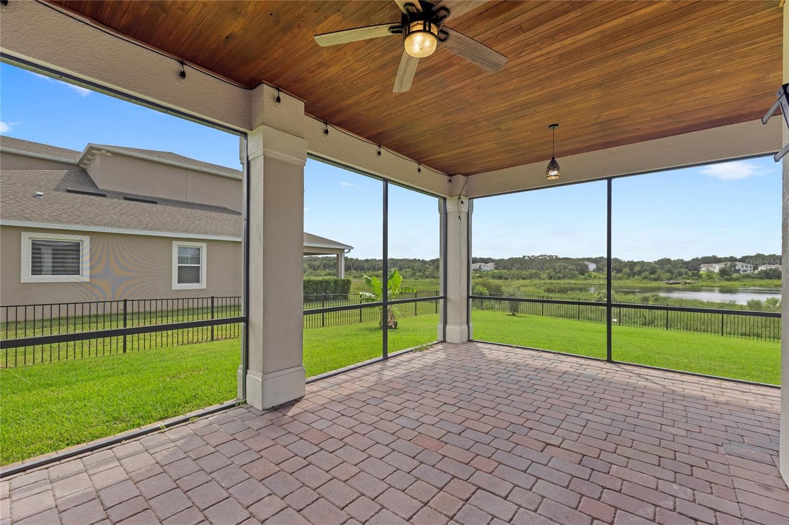 Single Family Residence at 16668 SANCTUARY DR, WINTER GARDEN, photo 25 of 37