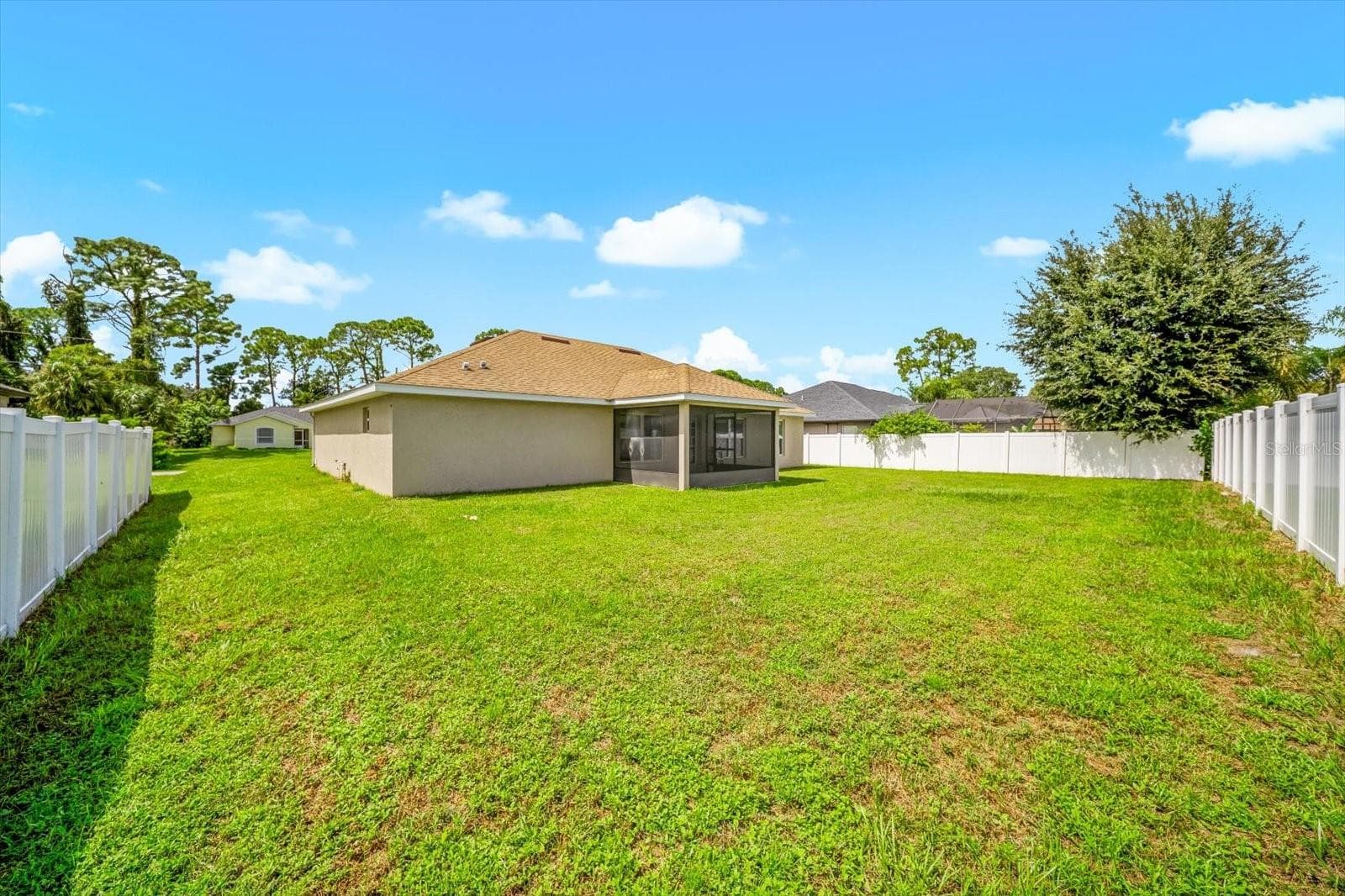 Single Family Residence at 2494 CHEROKEE ST, NORTH PORT, photo 41 of 43