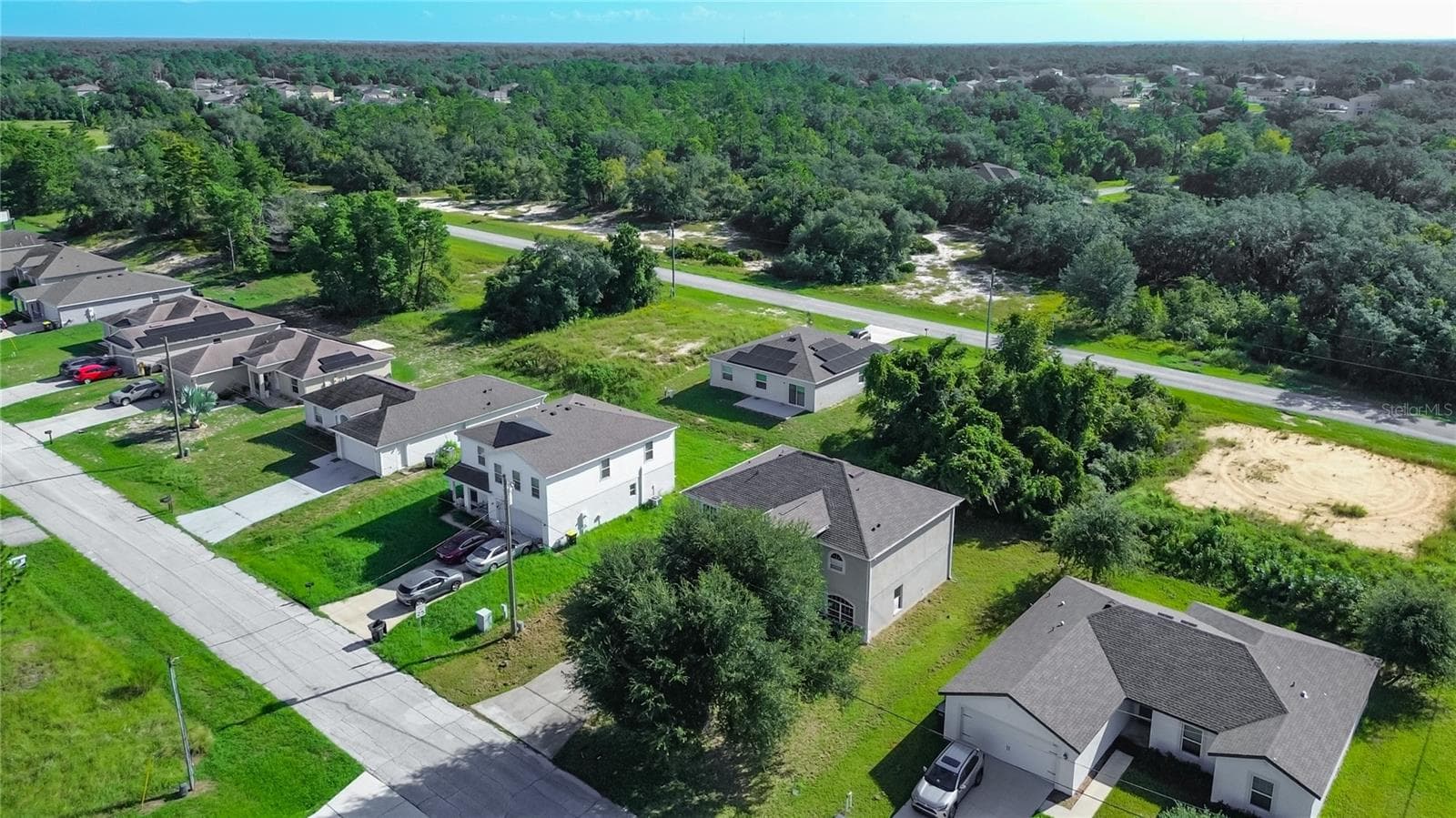 Single Family Residence at 1403 KISSIMMEE CT, POINCIANA, photo 4 of 55