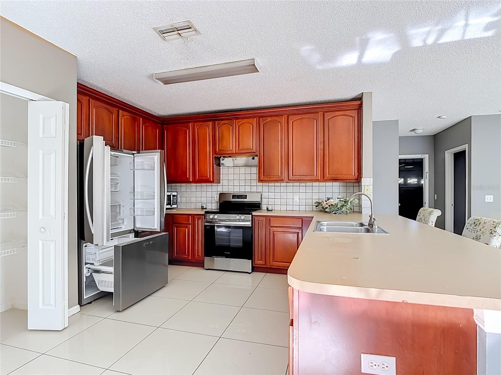 Single Family Residence at 1403 KISSIMMEE CT, POINCIANA, photo 21 of 55