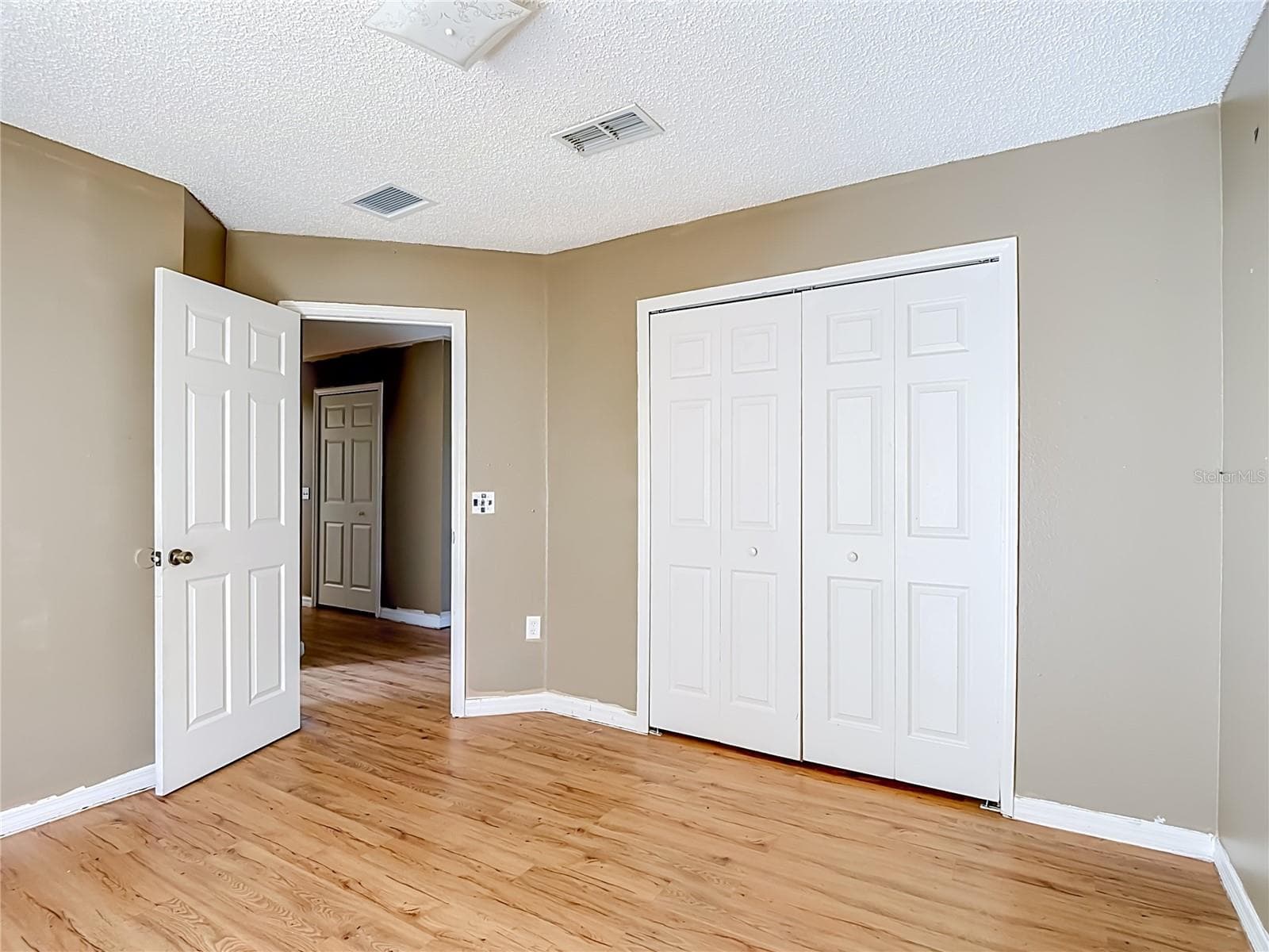 Single Family Residence at 1403 KISSIMMEE CT, POINCIANA, photo 34 of 55