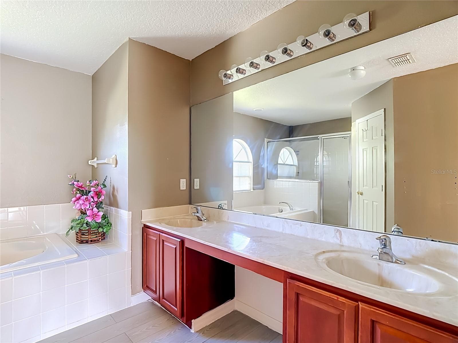 Single Family Residence at 1403 KISSIMMEE CT, POINCIANA, photo 42 of 55