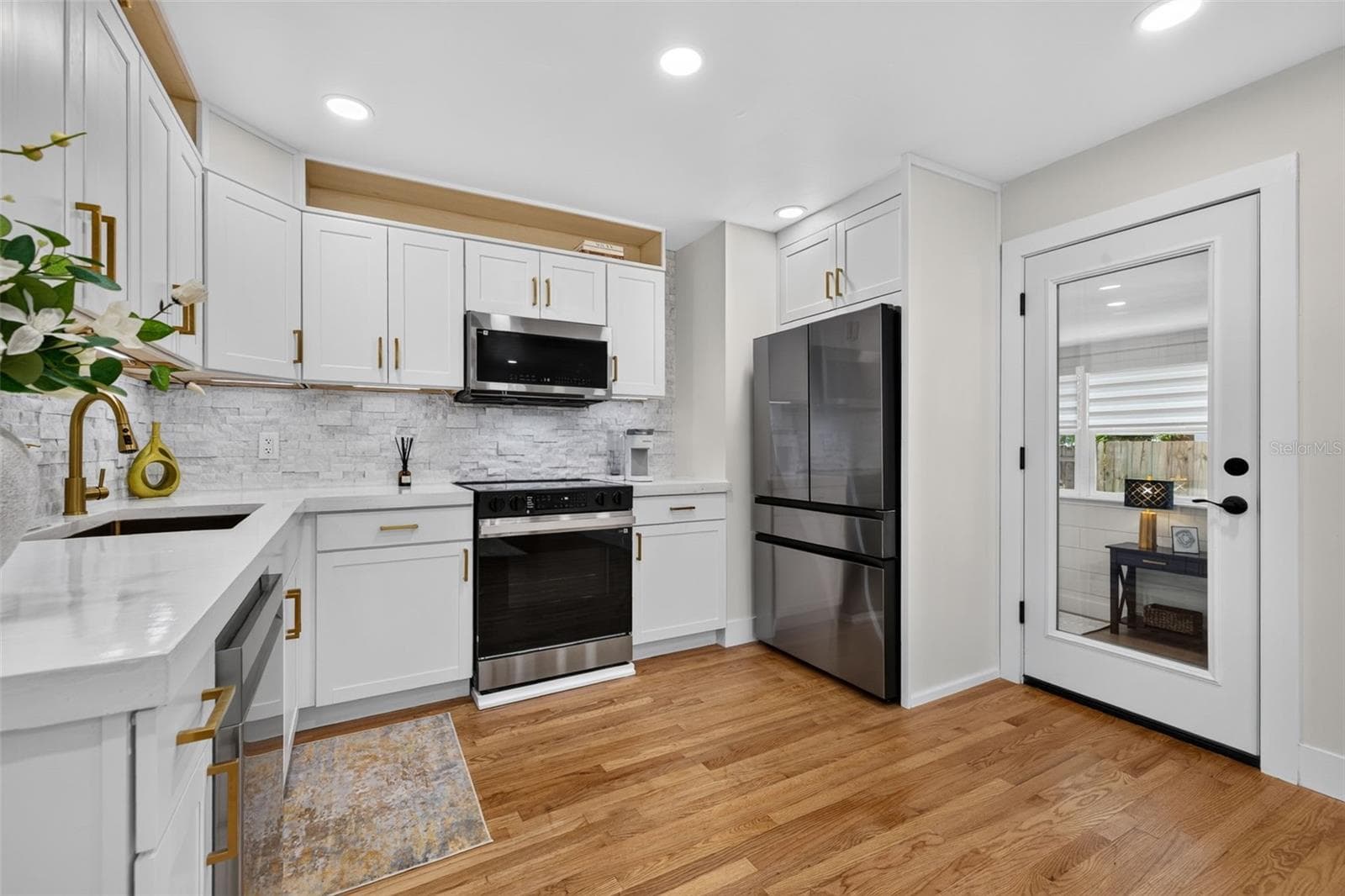 Single Family Residence at 9025 1ST ST NE, ST PETERSBURG, photo 10 of 32
