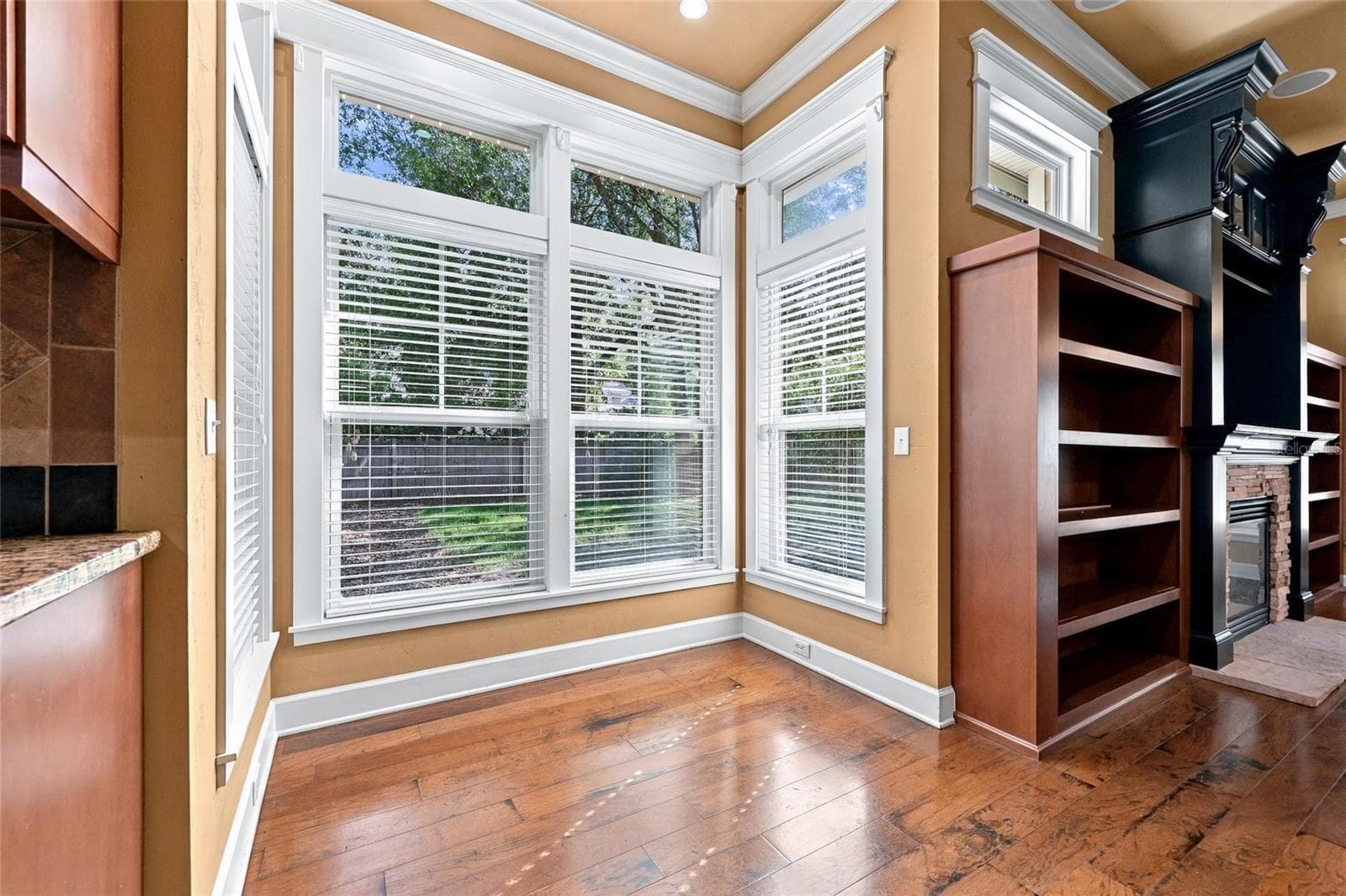 Breakfast Nook - 734 SW 134TH WAY, NEWBERRY
