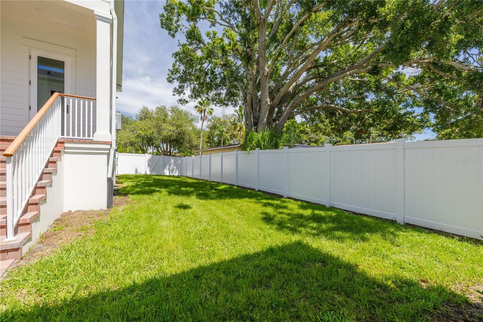 Single Family Residence at 808 39TH AVE NE, ST PETERSBURG, photo 80 of 85