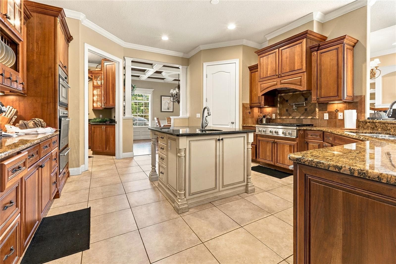 Single Family Residence at 9513 WATERFORD OAKS BLVD, WINTER HAVEN, photo 15 of 70