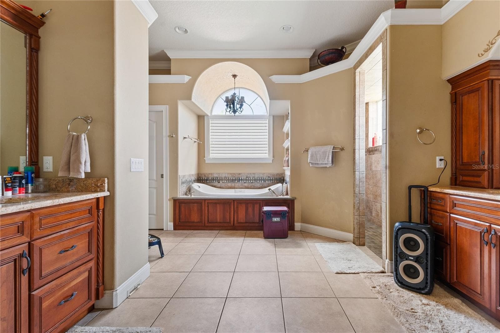 Single Family Residence at 9513 WATERFORD OAKS BLVD, WINTER HAVEN, photo 28 of 70