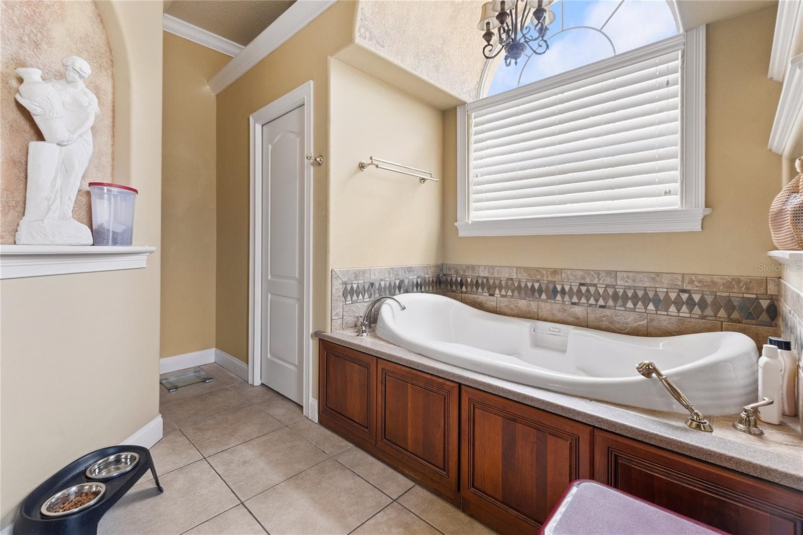 Single Family Residence at 9513 WATERFORD OAKS BLVD, WINTER HAVEN, photo 32 of 70