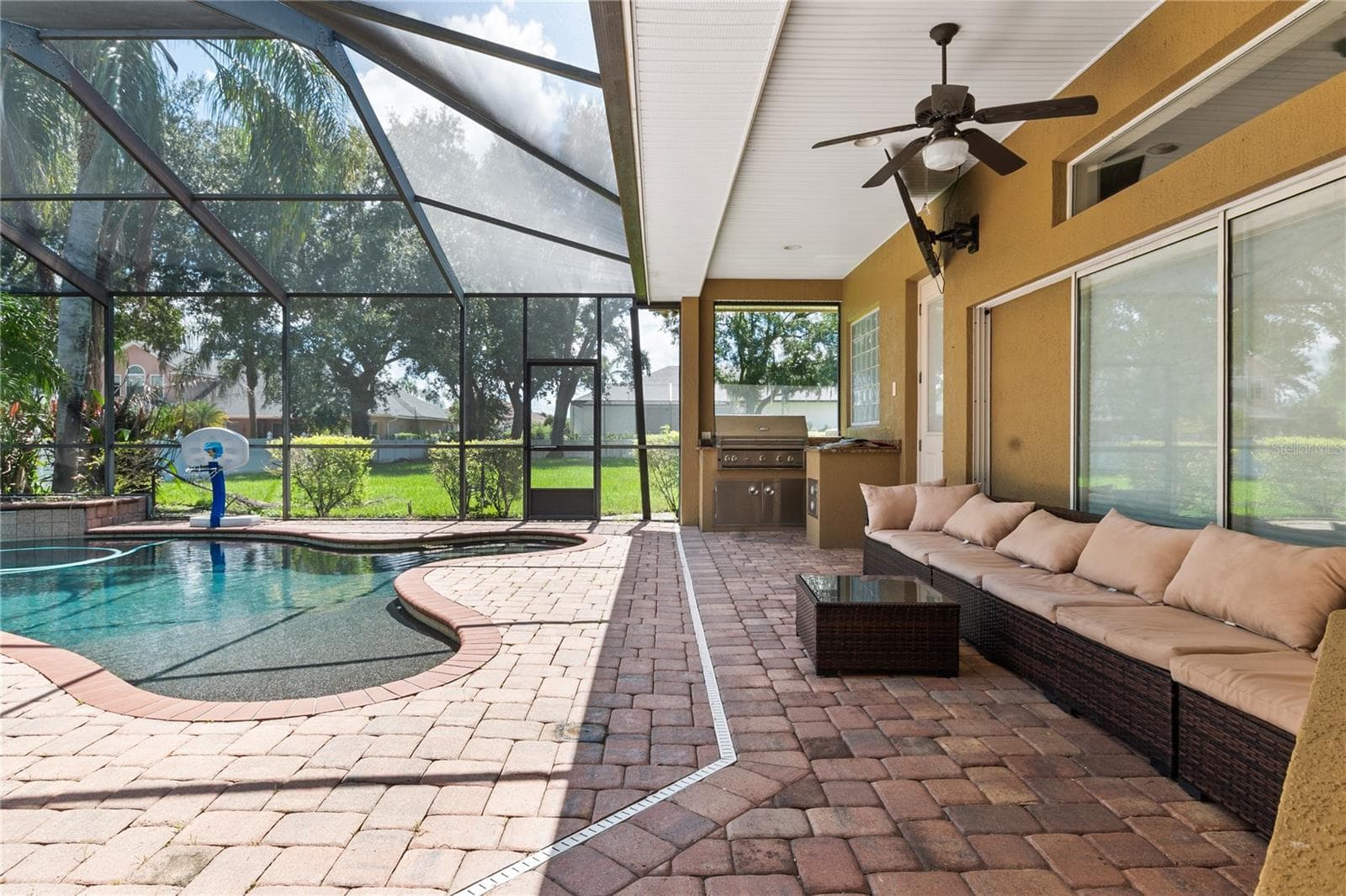 Single Family Residence at 9513 WATERFORD OAKS BLVD, WINTER HAVEN, photo 51 of 70