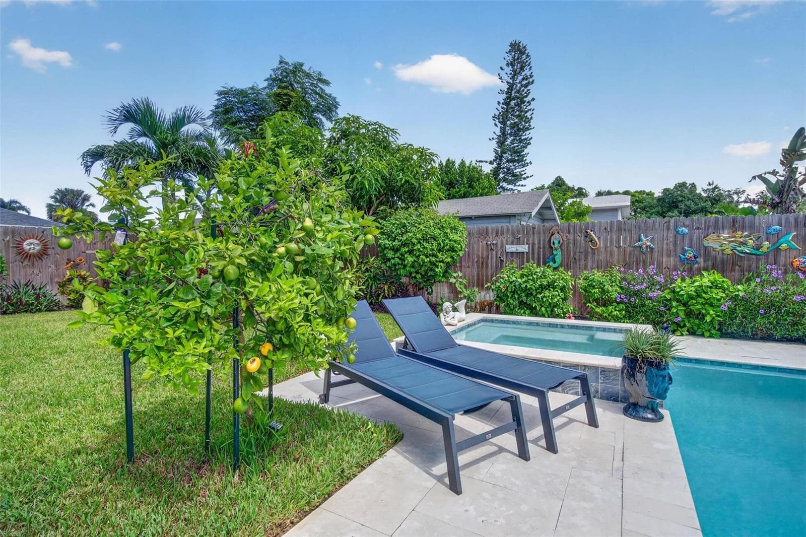 Single Family Residence at 2318 7TH AVE W, BRADENTON, photo 41 of 47