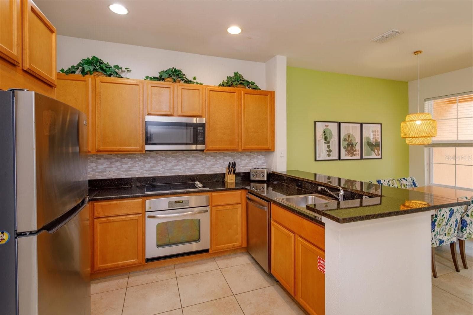 Granite Counter - 2715 COUPE ST, KISSIMMEE
