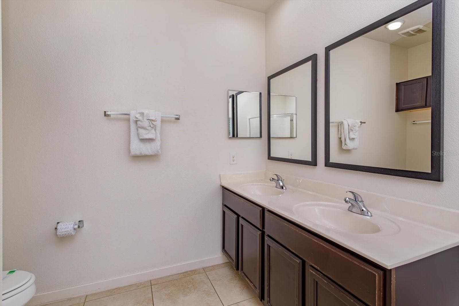 Primary Bathroom - 2715 COUPE ST, KISSIMMEE