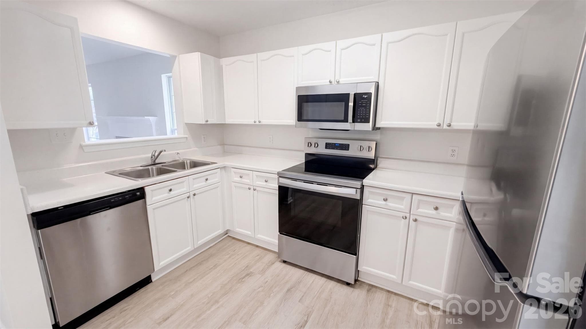 Single Family Residence at 5006 Elizabeth Road, Charlotte, photo 6 of 15