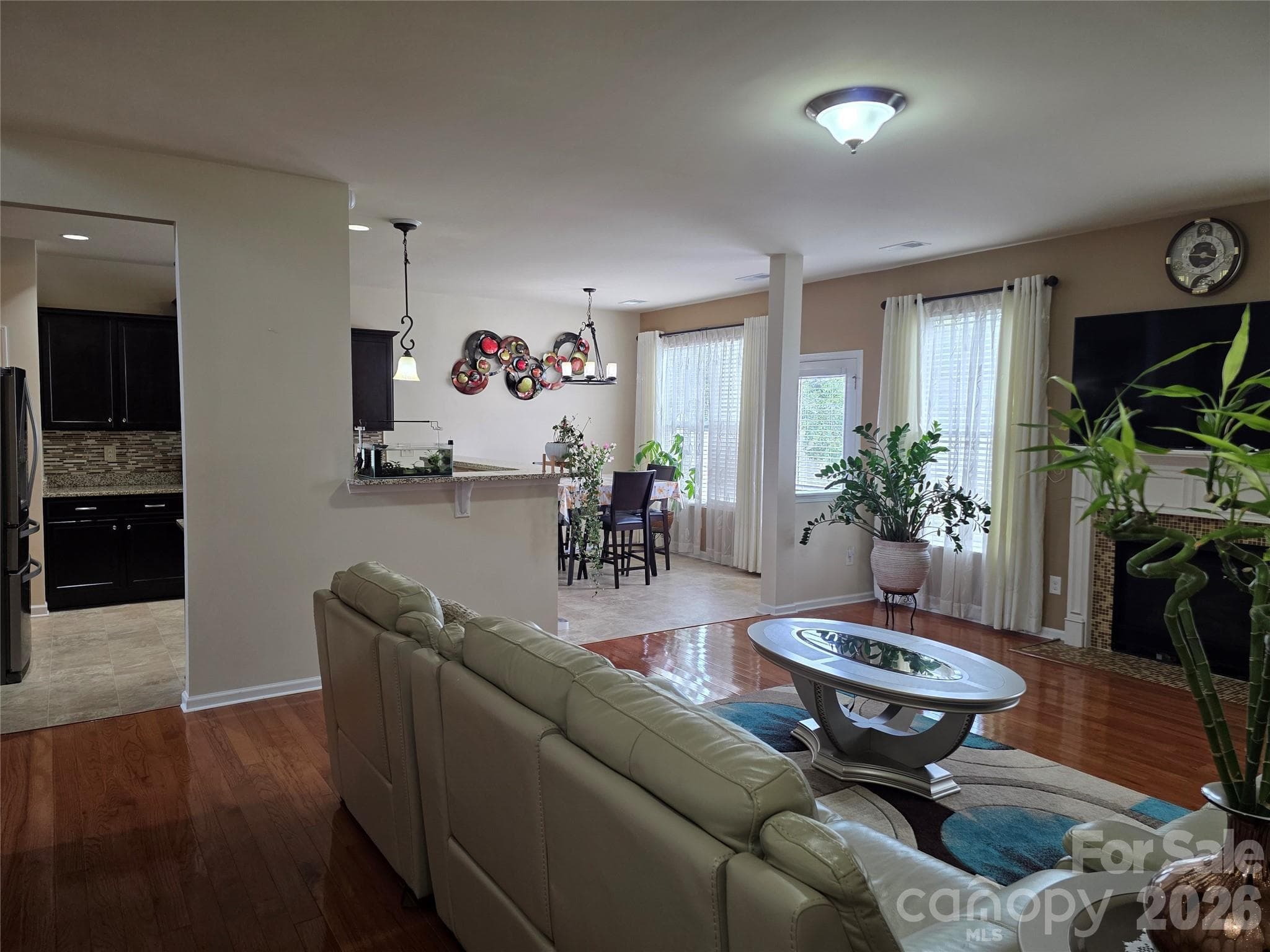 Single Family Residence at 6710 Alderson Drive, Charlotte, photo 7 of 35