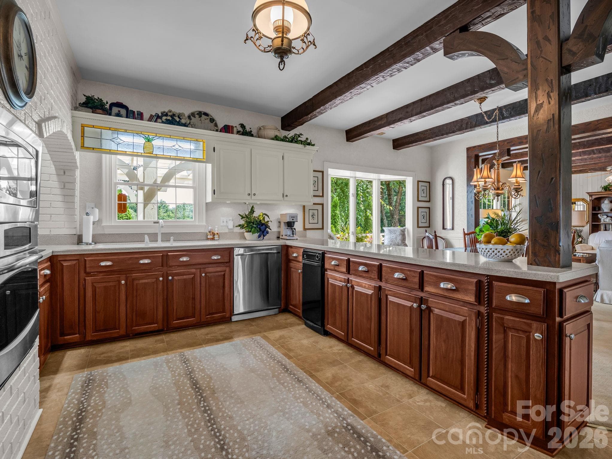 Kitchen - 164 Brookfield Drive, Forest City