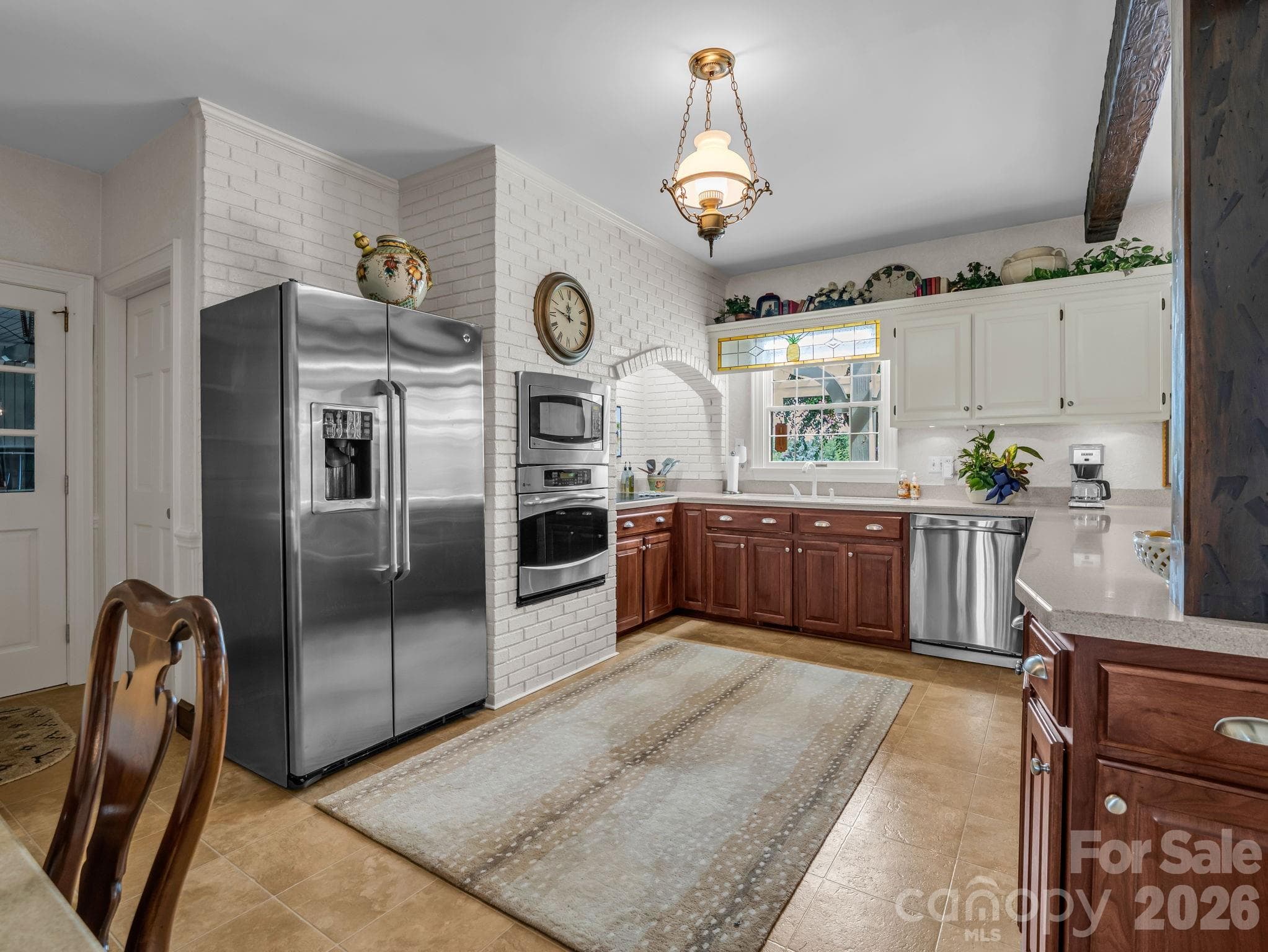 kitchen - 164 Brookfield Drive, Forest City
