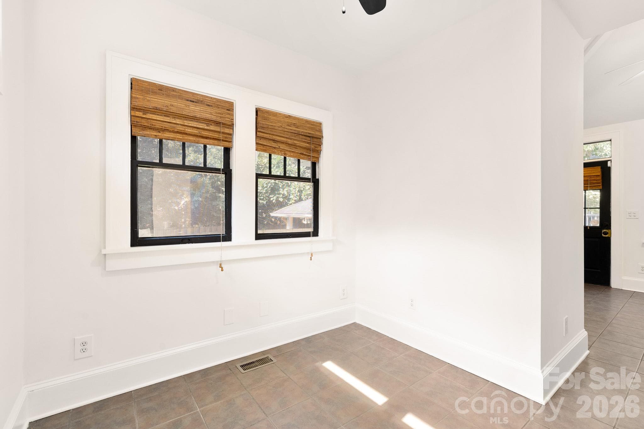 Single Family Residence at 2334 E 7th Street, Charlotte, photo 15 of 28