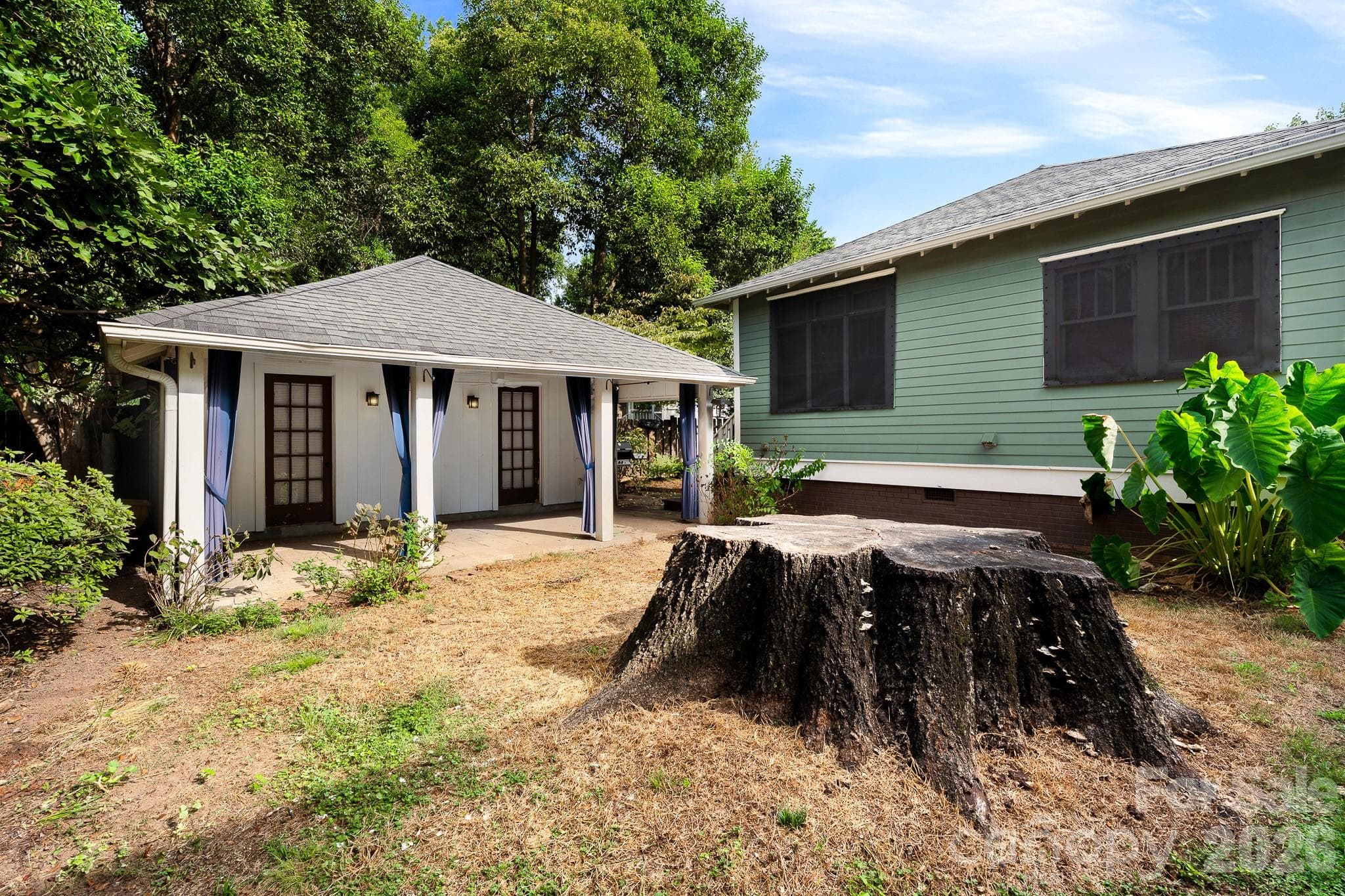 Single Family Residence at 2334 E 7th Street, Charlotte, photo 28 of 28