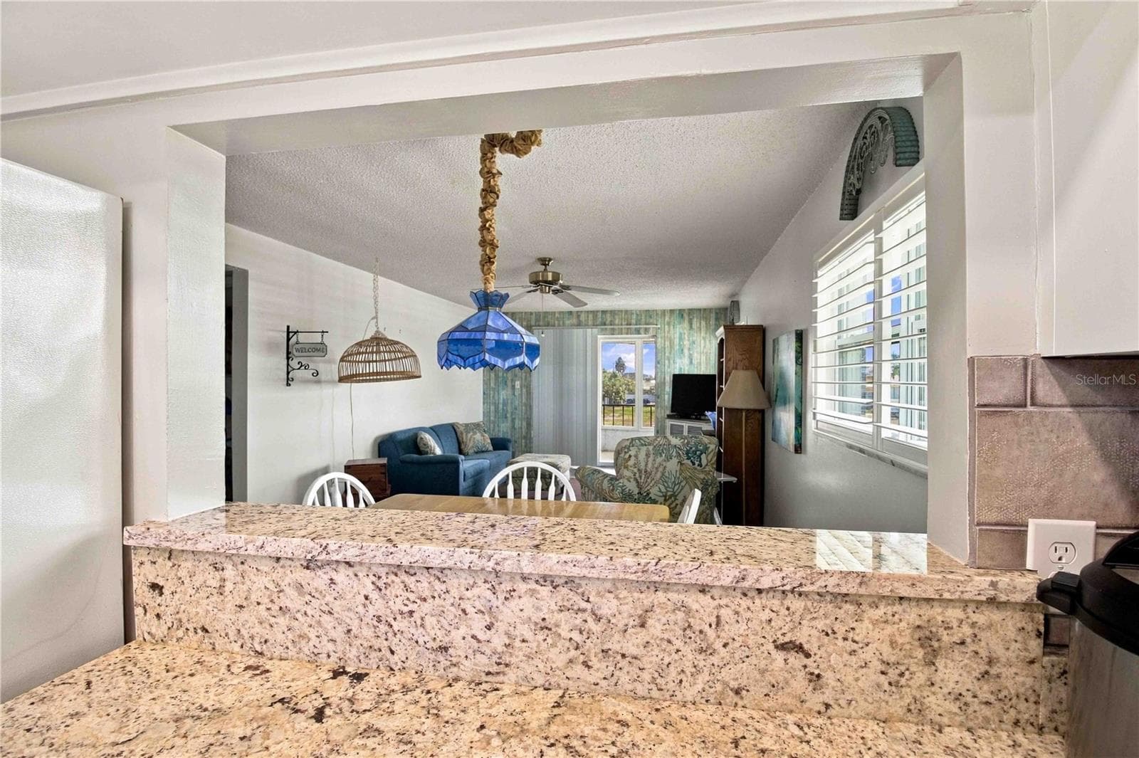Pass through to dining area. - 304 47TH AVENUE DR W #313, BRADENTON