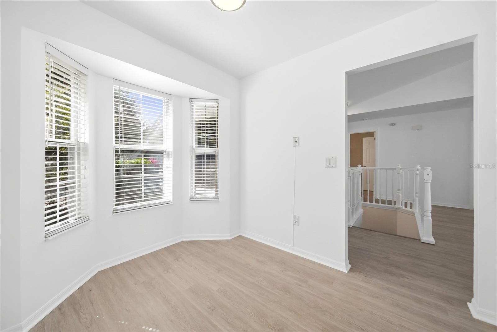 Open dining room - 2210 COACH HOUSE BLVD #408, ORLANDO