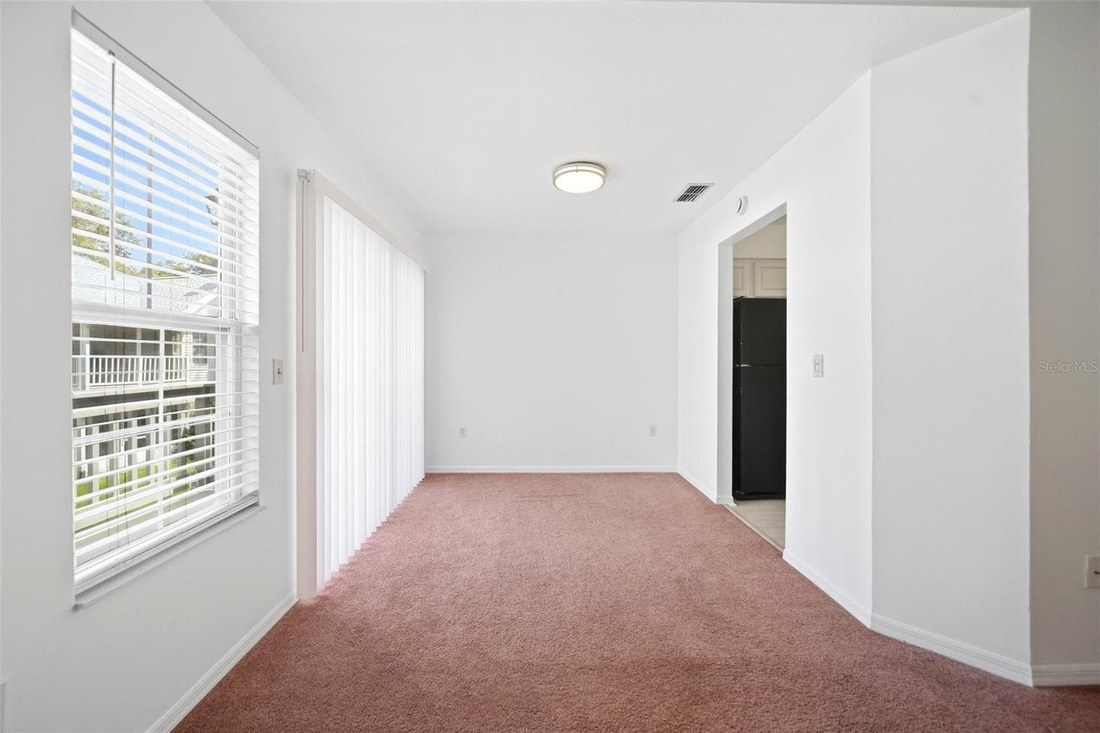 Long living room space - 2210 COACH HOUSE BLVD #408, ORLANDO
