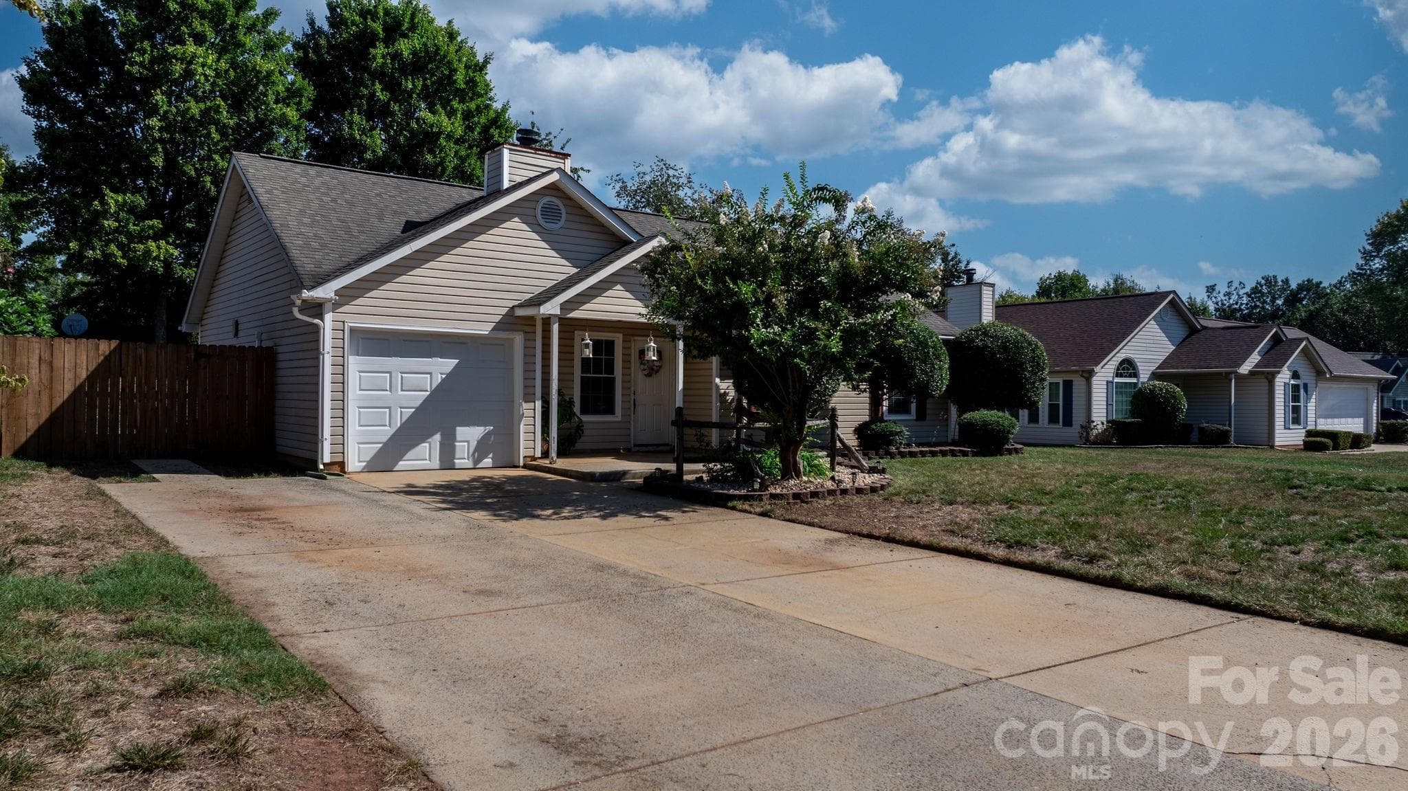 Single Family Residence at 16522 Glenfurness Drive, Huntersville, photo 41 of 42
