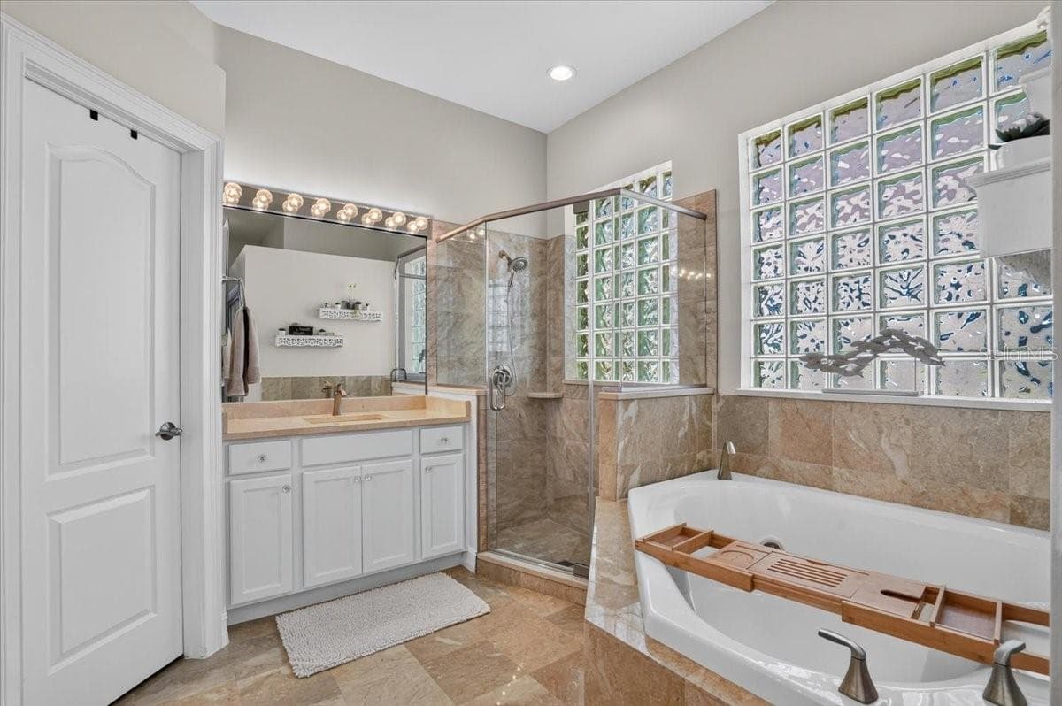 Single Family Residence at 9736 SAGO POINT DR, SEMINOLE, photo 34 of 61