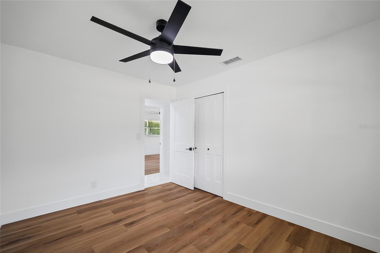 Single Family Residence at 1725 WALKER RD, LAKELAND, photo 30 of 46