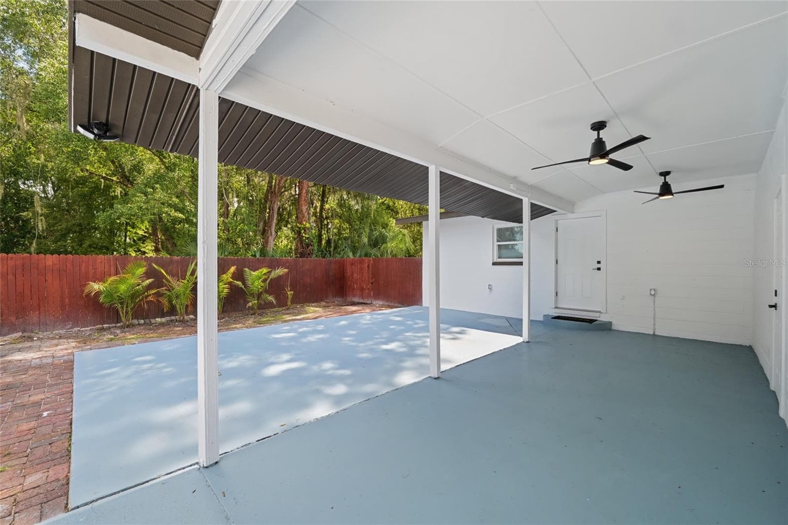 Single Family Residence at 1725 WALKER RD, LAKELAND, photo 37 of 46