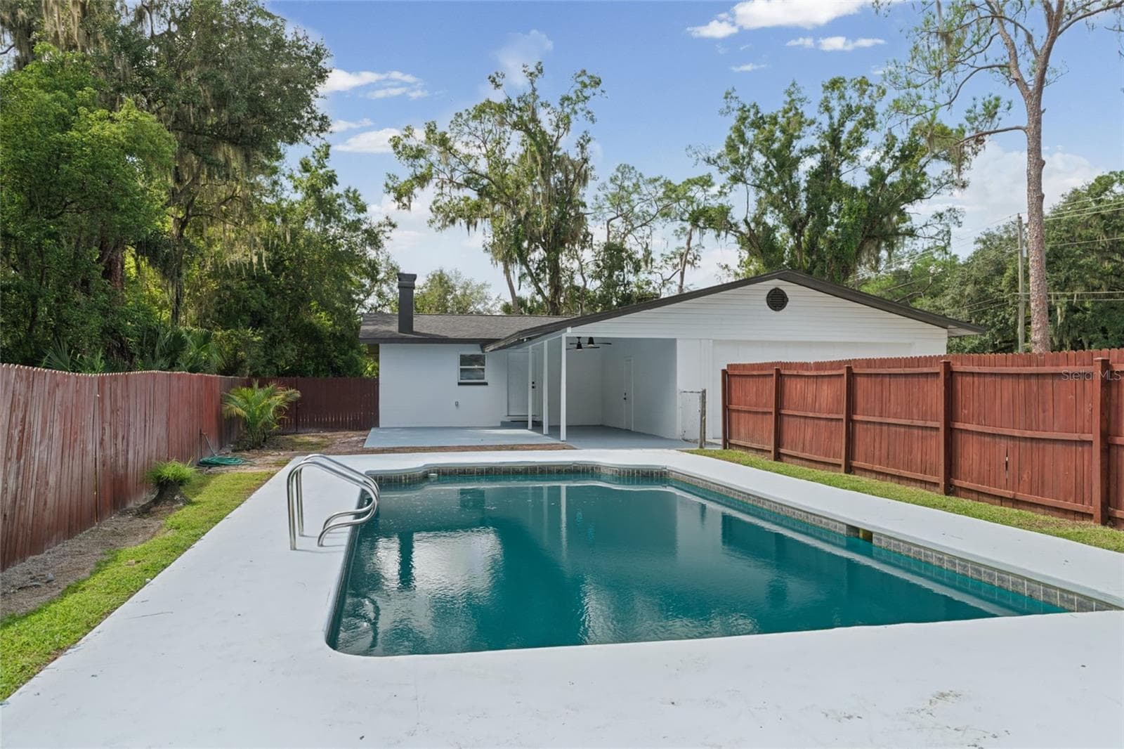 Single Family Residence at 1725 WALKER RD, LAKELAND, photo 39 of 46