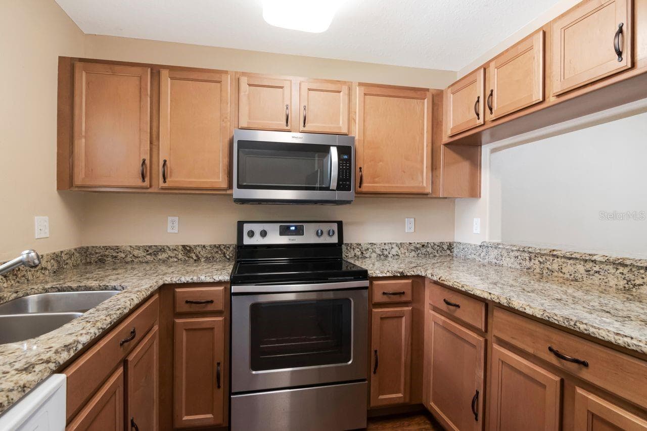 Townhouse at 37608 DALIHA TER, ZEPHYRHILLS, photo 6 of 41