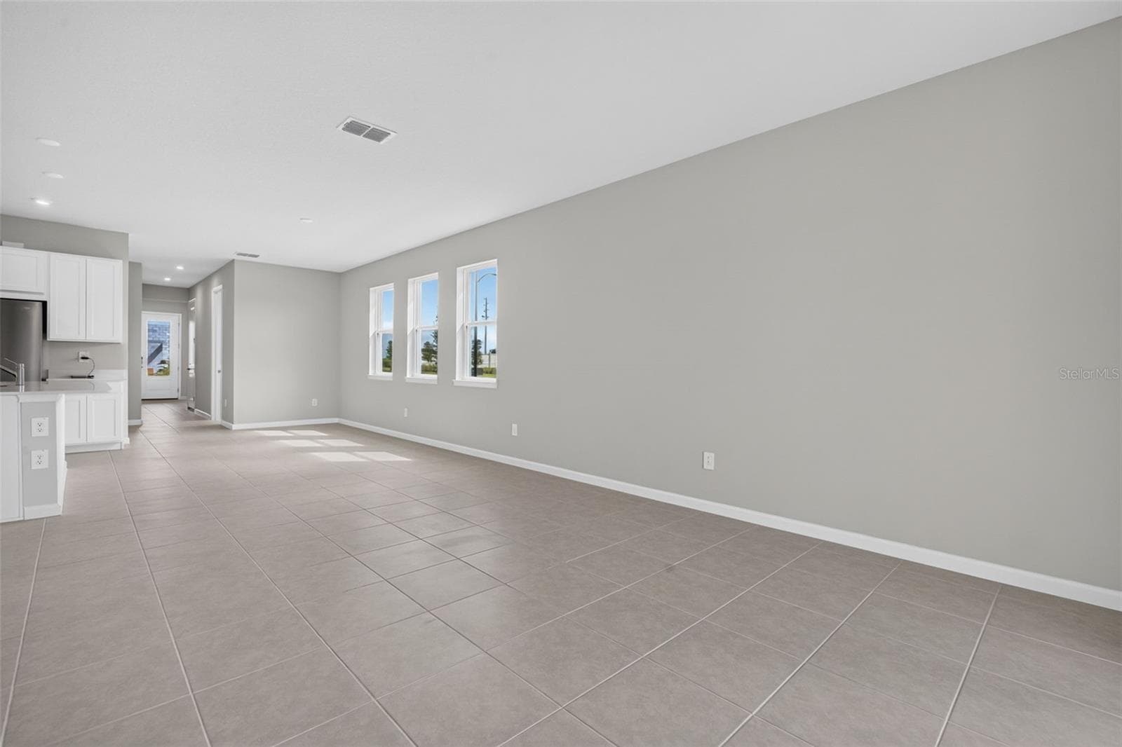 Single Family Residence at 34880 ARBOR RETREAT DR, DADE CITY, photo 10 of 35