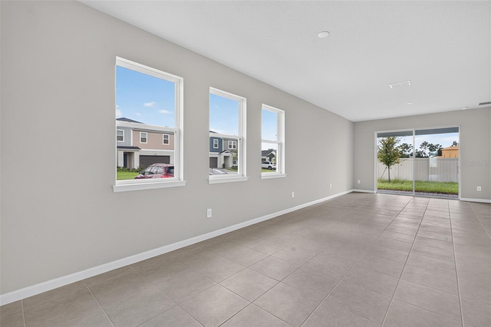 Single Family Residence at 34880 ARBOR RETREAT DR, DADE CITY, photo 11 of 35