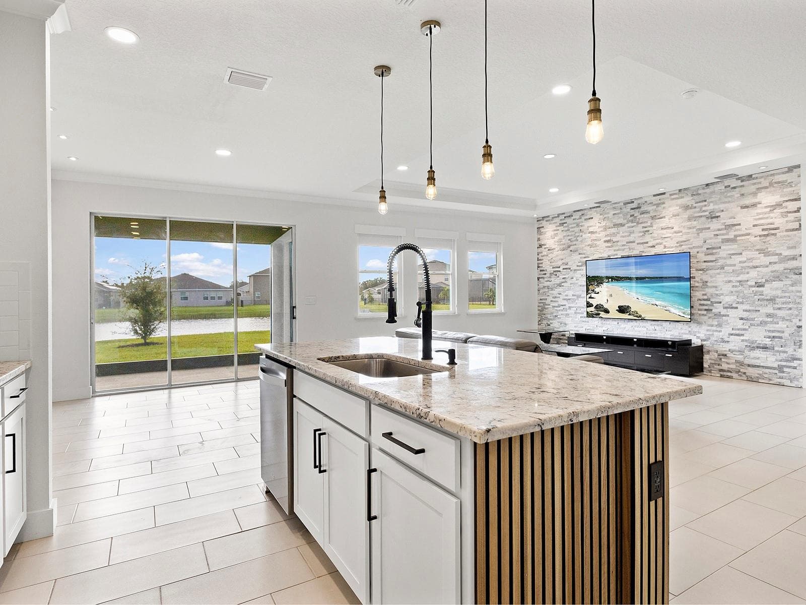 Single Family Residence at 5211 TANNIN LN, BRADENTON, photo 18 of 51