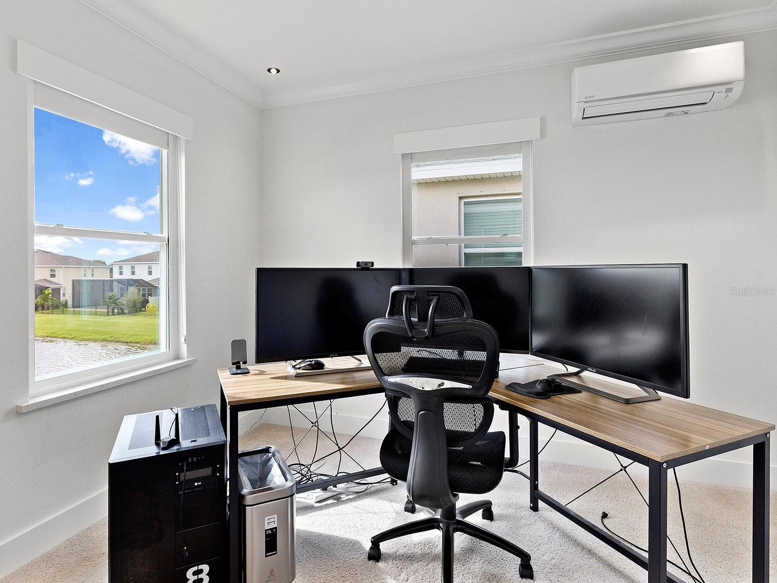 Siting room off the primary bedroom or second office - 5211 TANNIN LN, BRADENTON