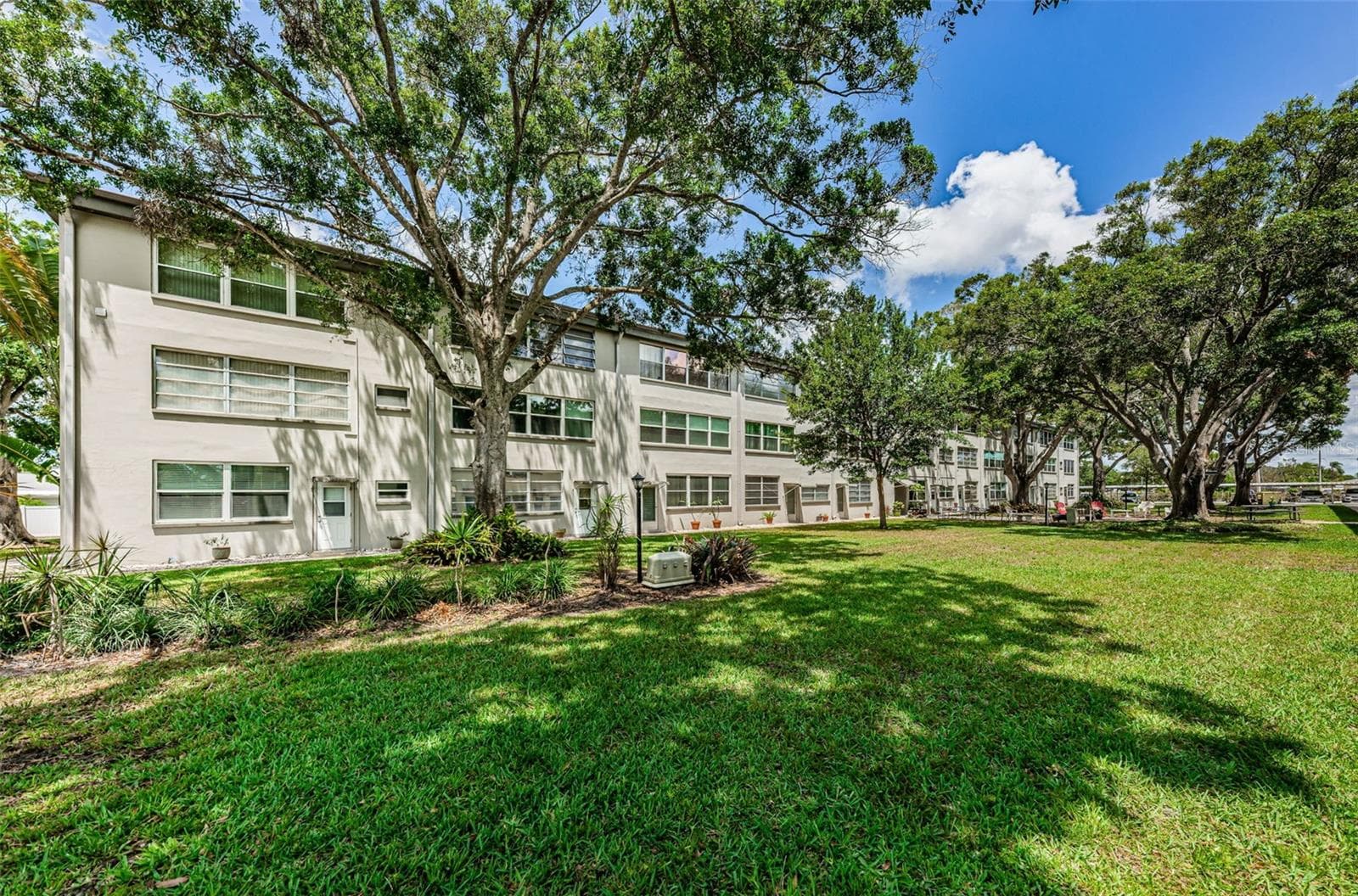 Condominium at 5880 38TH AVE N #309, ST PETERSBURG, photo 45 of 52