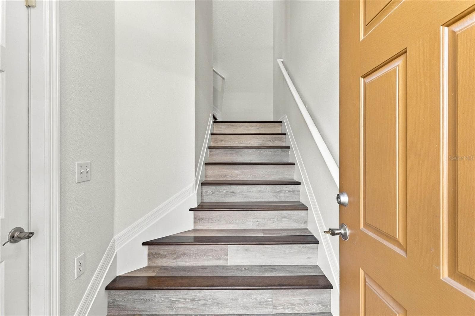 Townhouse at 7001 INTERBAY BLVD #184, TAMPA, photo 3 of 28