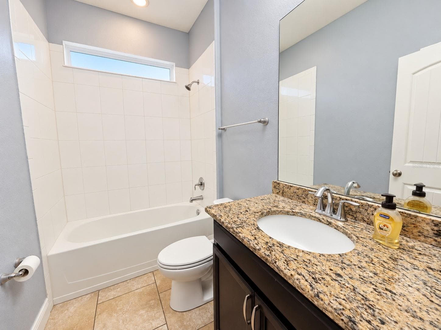 Guest Bath - 1422 SHARON ROSE TRCE, DELTONA
