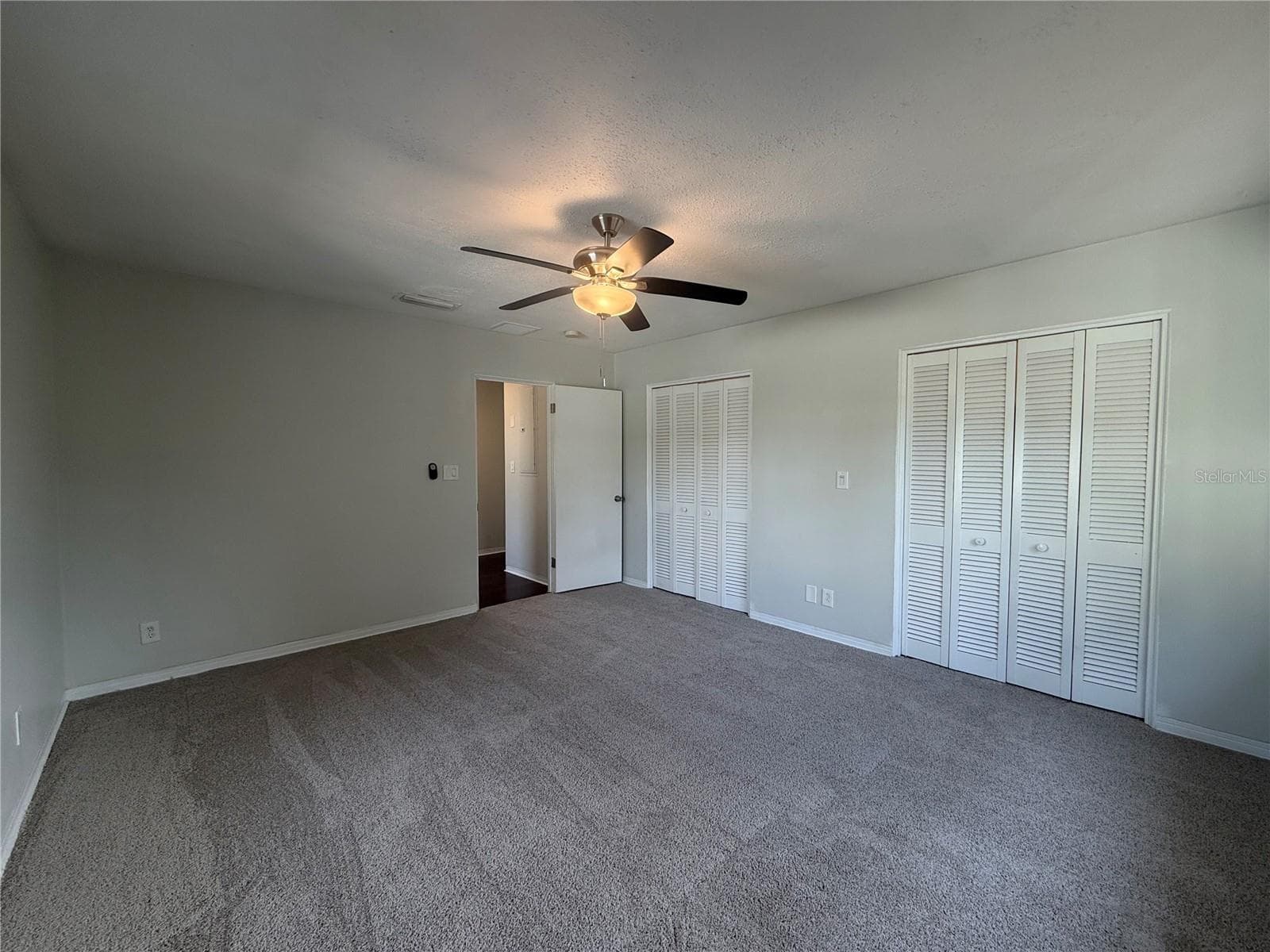 Single Family Residence at 601 MYRTLE WAY S, ST PETERSBURG, photo 19 of 33