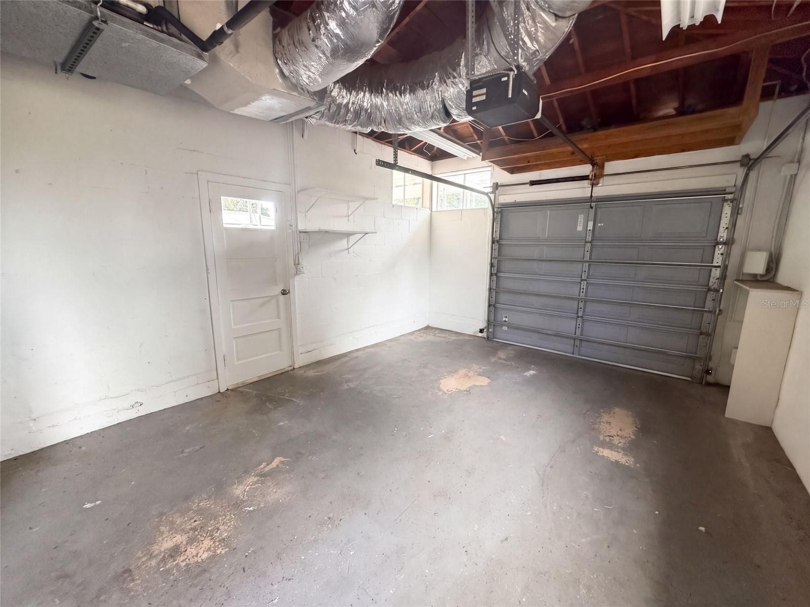 Single Family Residence at 601 MYRTLE WAY S, ST PETERSBURG, photo 24 of 33