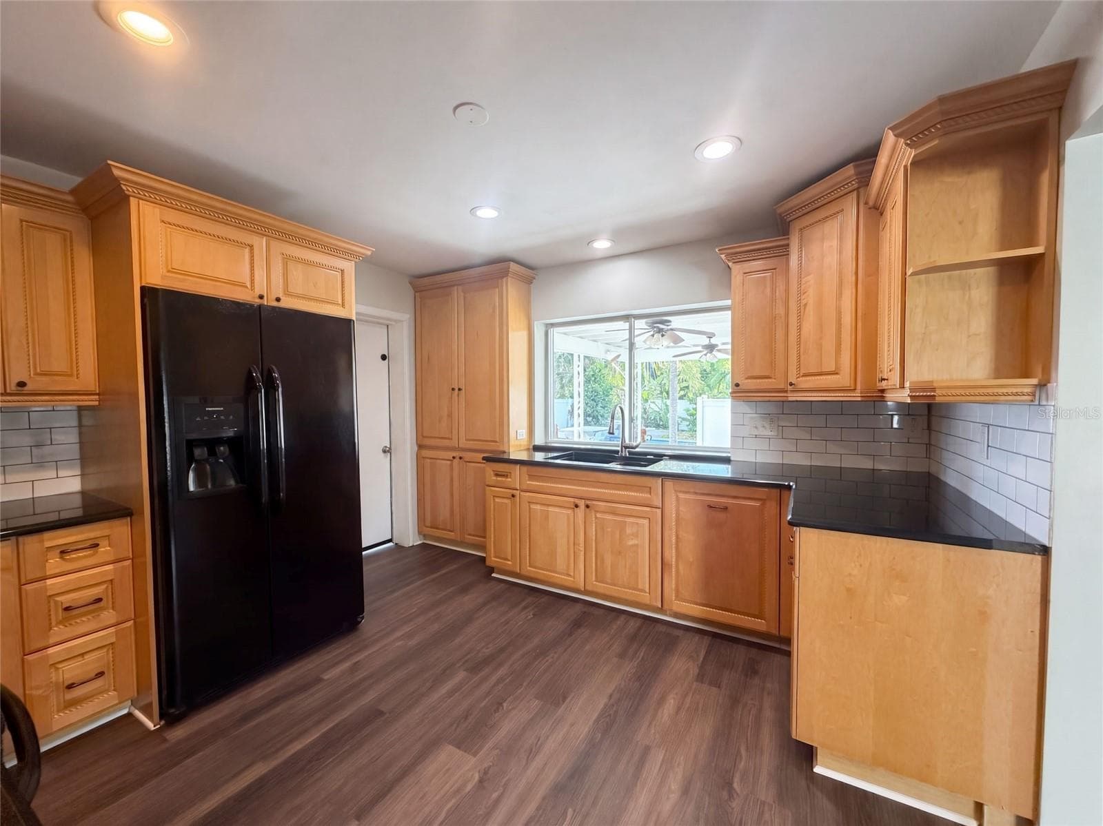 Single Family Residence at 601 MYRTLE WAY S, ST PETERSBURG, photo 27 of 33