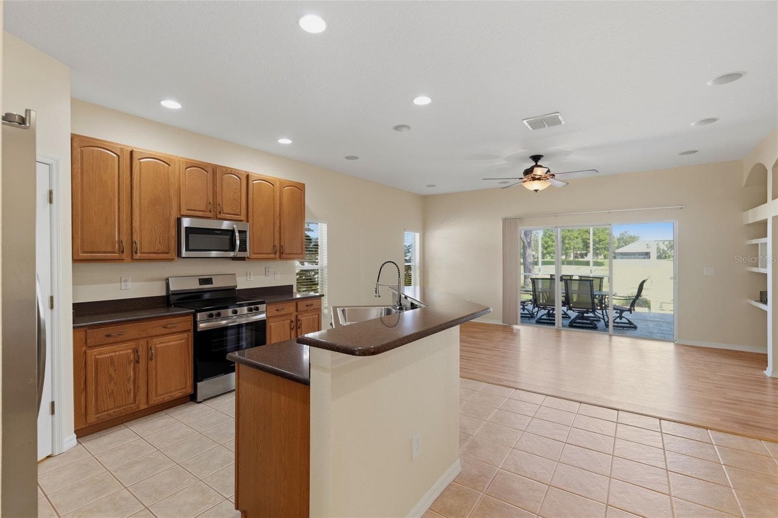 Single Family Residence at 23821 CORAL RIDGE LN, LAND O LAKES, photo 17 of 41