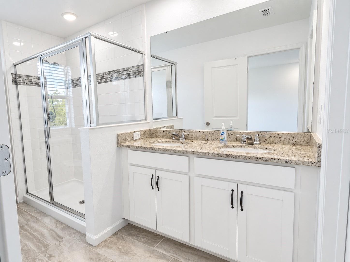 Townhouse at 1076 SPRING PALMS LOOP, ORLANDO, photo 15 of 20