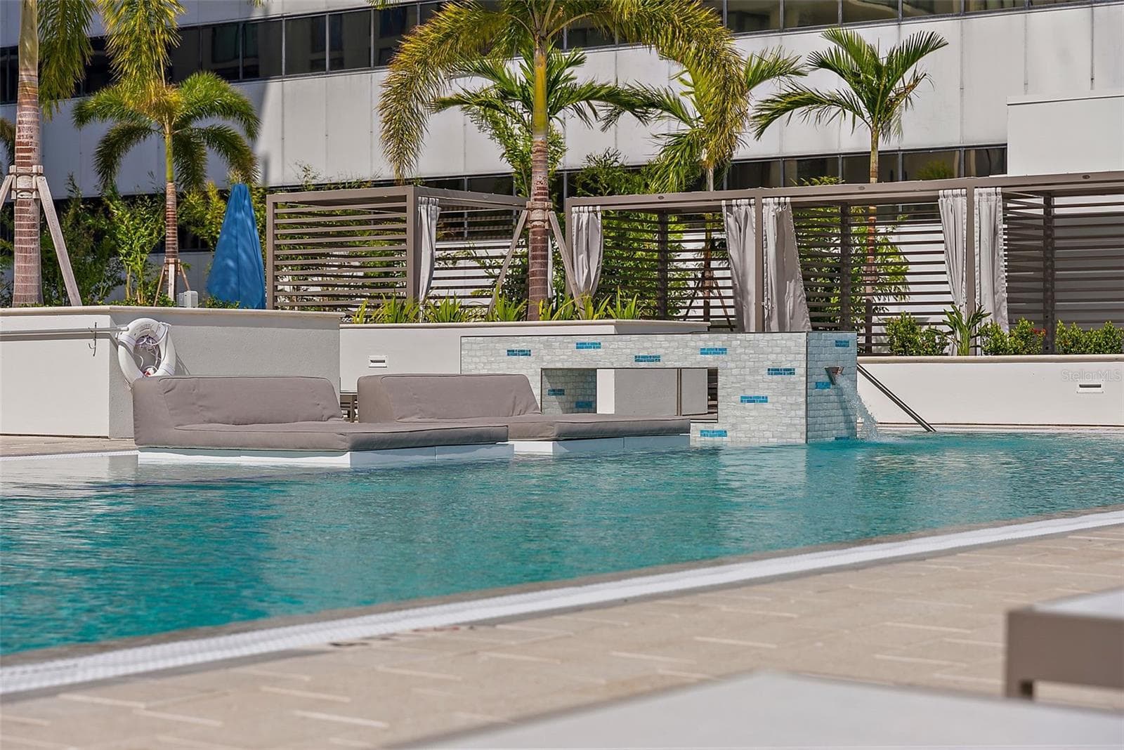 Resort Style Pool - 301 1ST ST S #1001, ST PETERSBURG