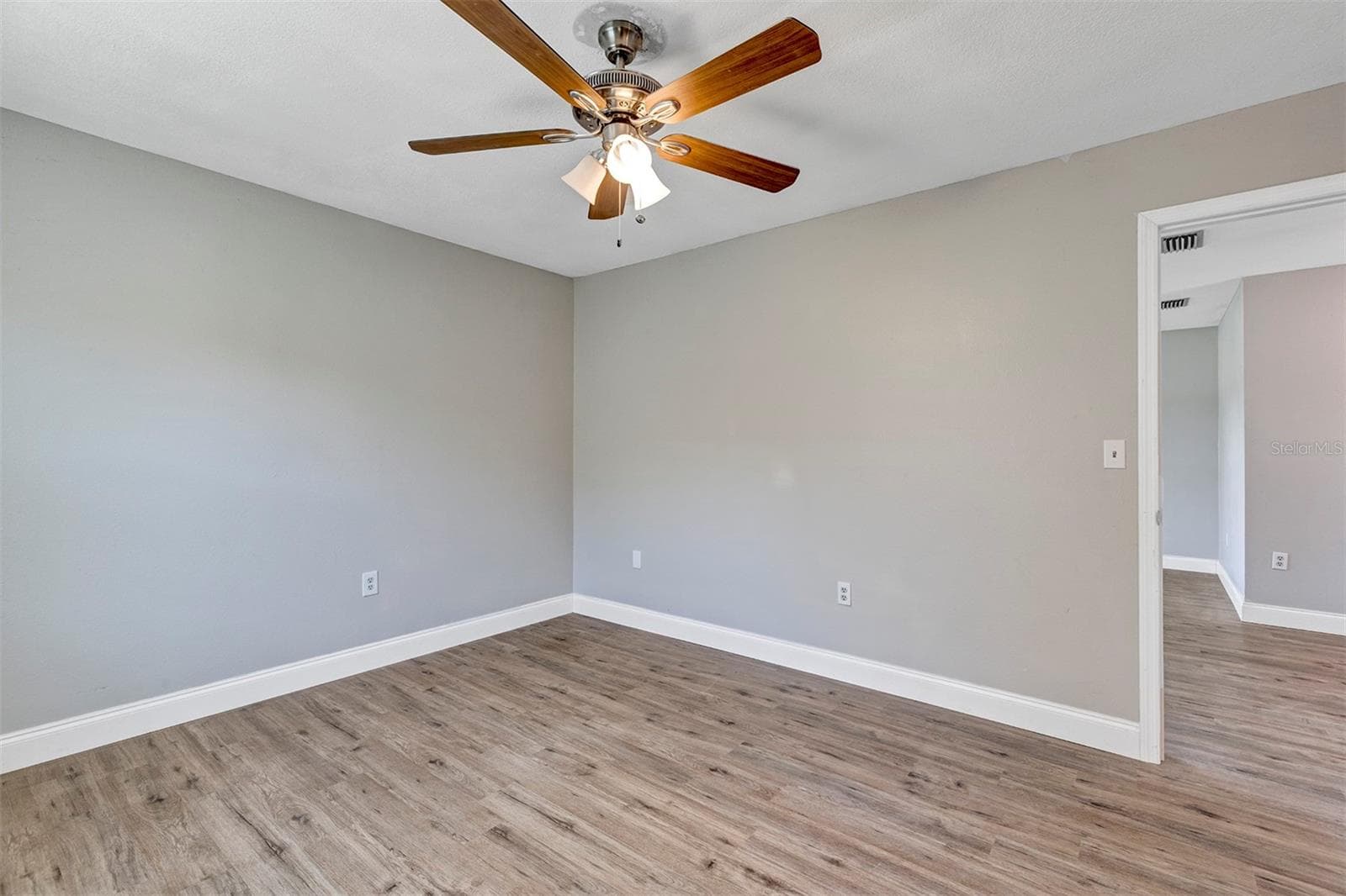 Single Family Residence at 415 CART CT, POINCIANA, photo 15 of 38